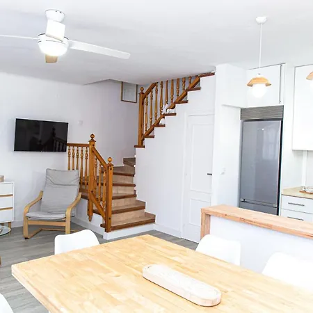 Litoral Costa Dorada - Casas Blancas Only Families * Miami Playa